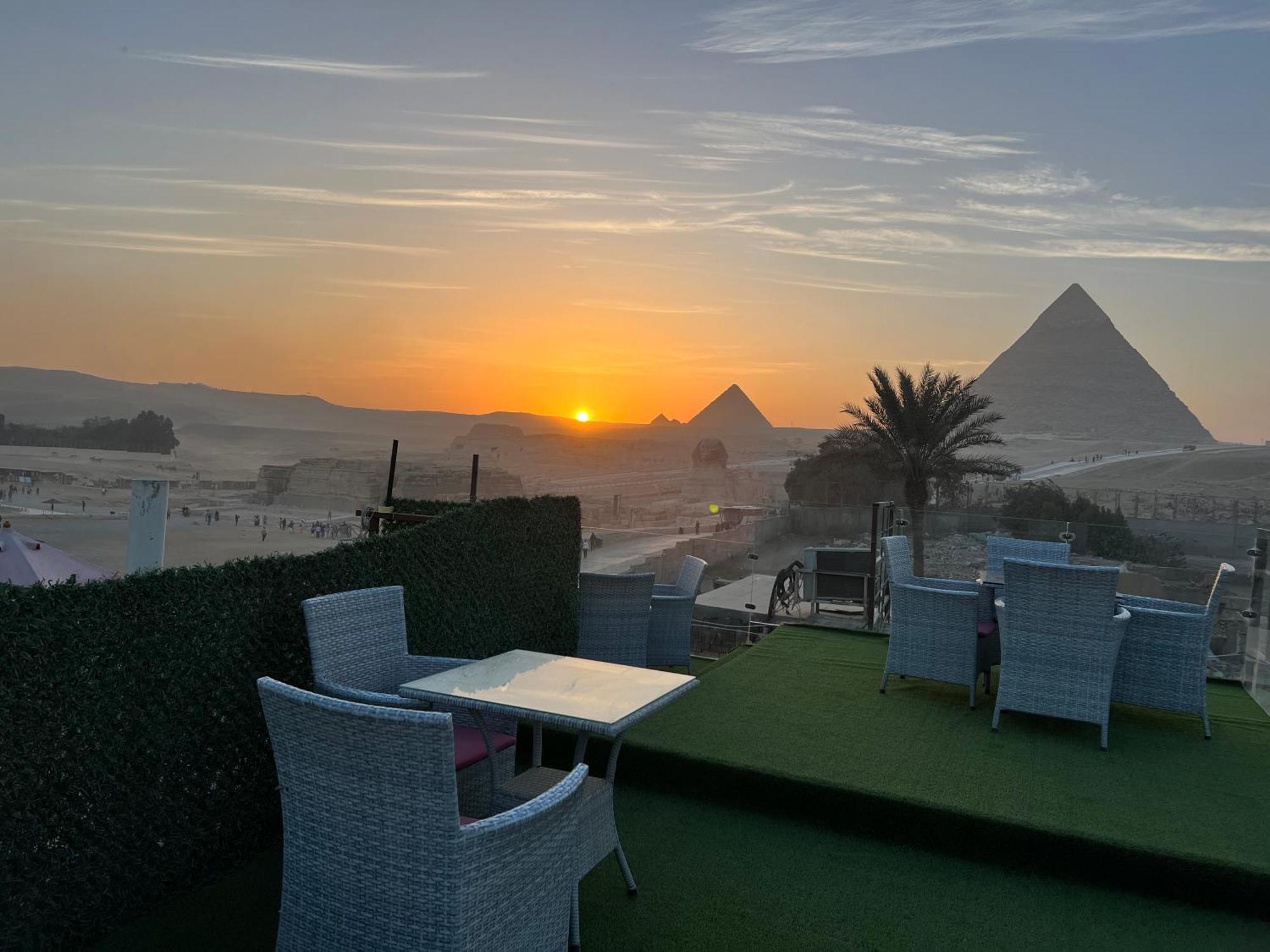 Golden Scarab Pyramids Hotel Kafret el-Gabal Buitenkant foto