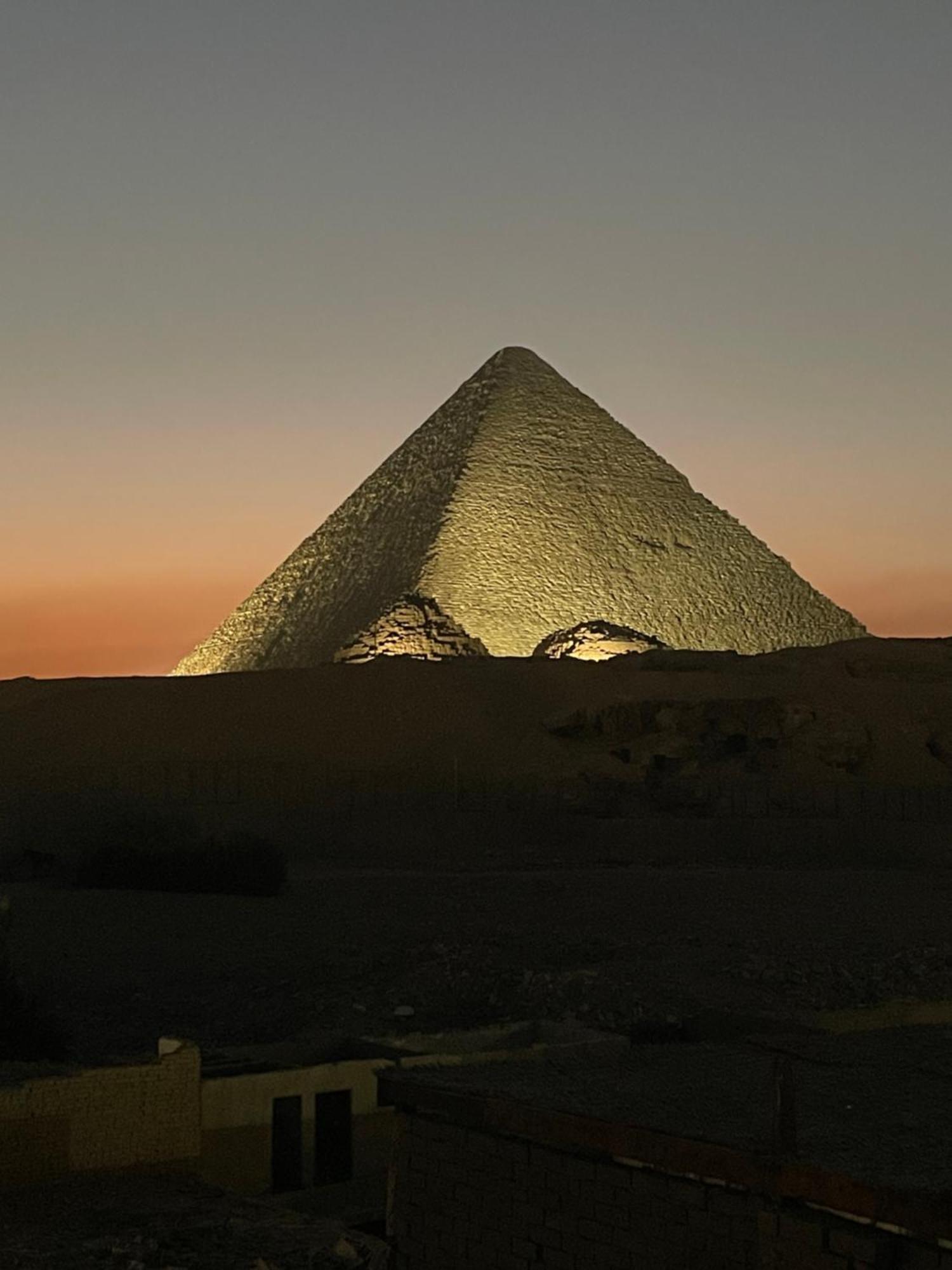 Golden Scarab Pyramids Hotel Kafret el-Gabal Buitenkant foto